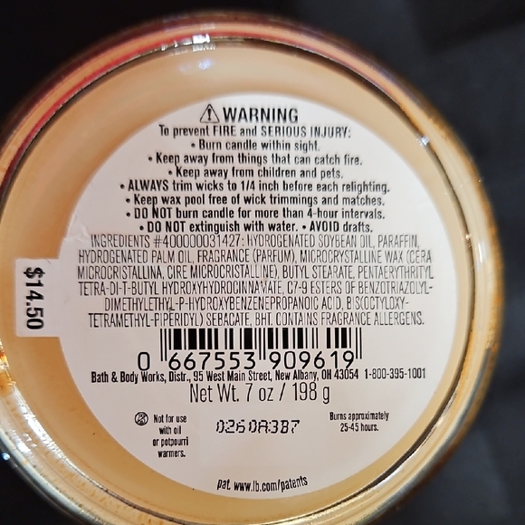 New Bath and Body Works Single Wick Candle Hot Cocoa & Cream - Picture 2 of 7